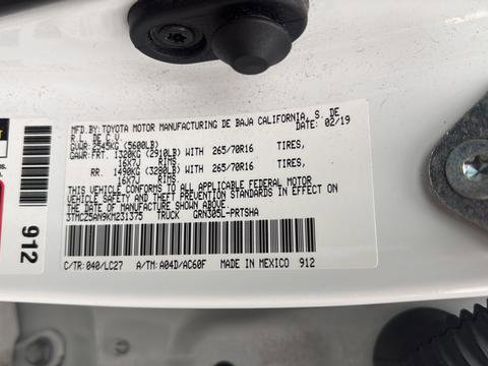 Used 2019 Toyota Tacoma TRD Off-Road image 17