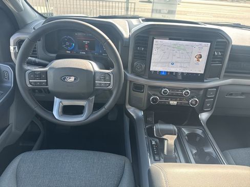 Used 2025 Ford F150 Lightning XLT image 13