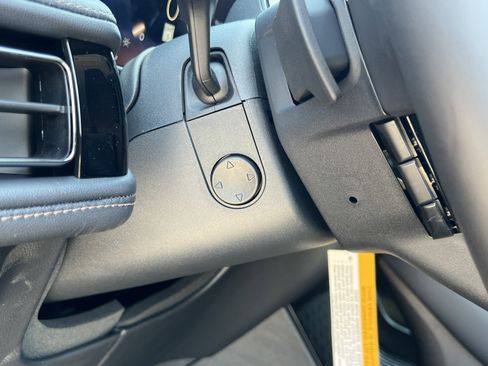 New 2025 Lincoln Aviator Reserve w/ Jet Appearance Package image 17