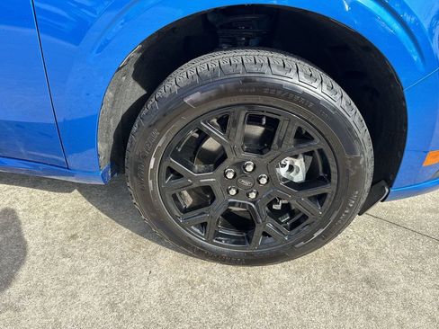 Used 2025 Ford Maverick Lobo image 62