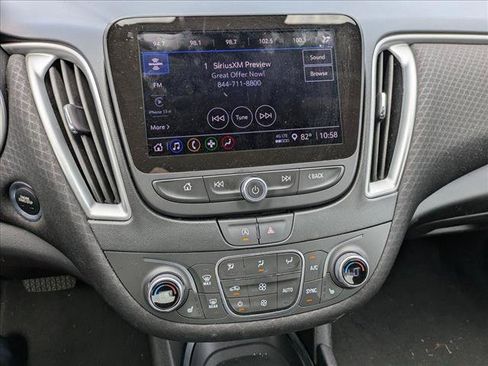 Used 2024 Chevrolet Malibu LT FWD image 12