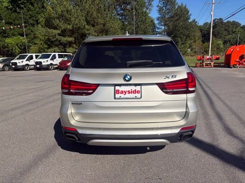 Used 2015 BMW X5 xDrive50i AWD/4WD image 18
