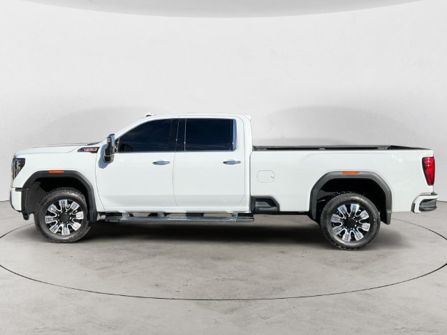 Used 2026 GMC Sierra 3500 Denali w/ Denali Reserve Package AWD/4WD image 8