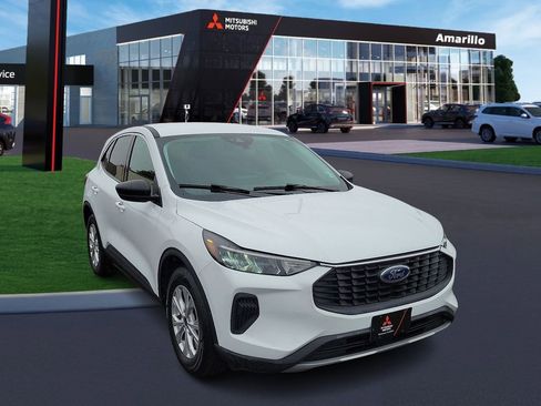 Used 2024 Ford Escape Active image 4