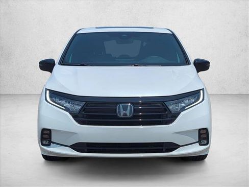 Certified 2023 Honda Odyssey Sport image 2
