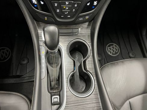 Used 2018 Buick Envision Essence image 16