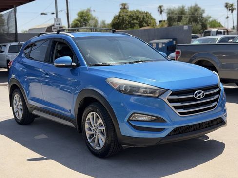 Used 2018 Hyundai Tucson SEL Plus FWD image 2