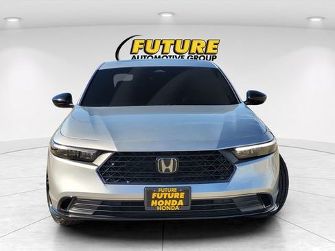 Used 2024 Honda Accord Sport image 2