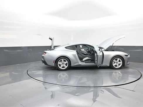 New 2026 Ford Mustang Premium image 37