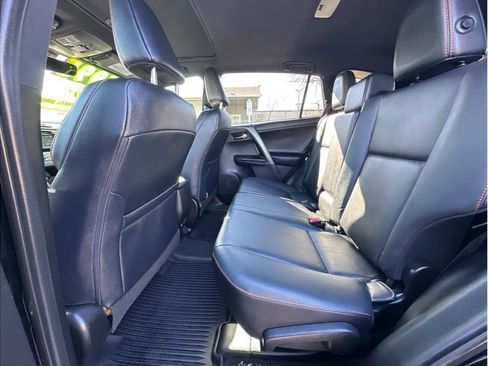 Used 2018 Toyota RAV4 SE w/ Power Extra Value Package image 13