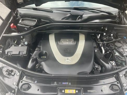 Used 2012 Mercedes-Benz GL 450 4MATIC image 10