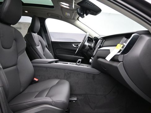 New 2025 Volvo XC60 B5 Plus w/ Protection Package Premier image 27