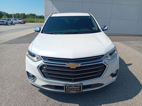 Used 2020 Chevrolet Traverse Premier AWD/4WD image 9