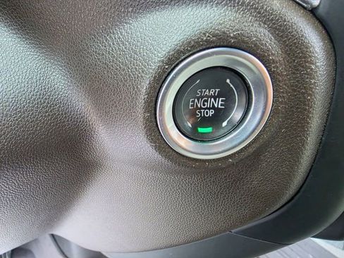 Used 2021 GMC Sierra 1500 SLT AWD/4WD image 21