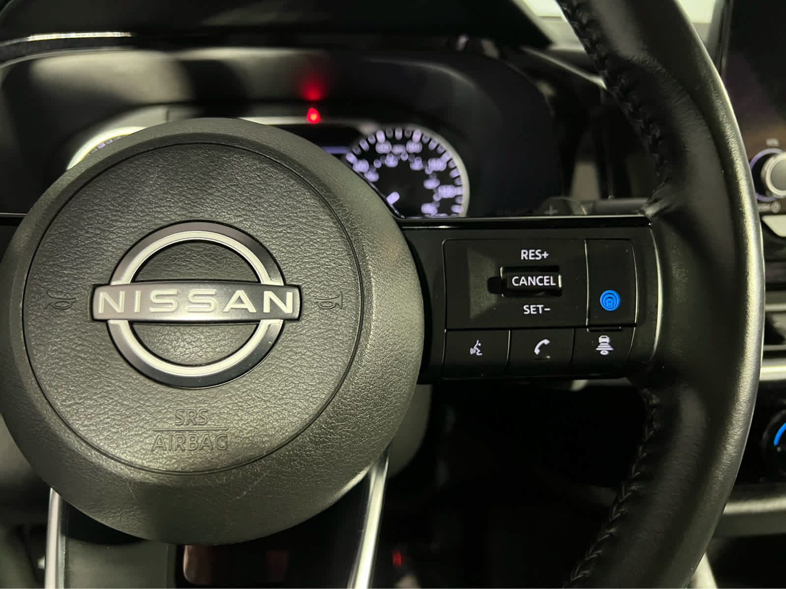 Certified 2023 Nissan Pathfinder SV w/ SV Premium Package AWD/4WD image 21