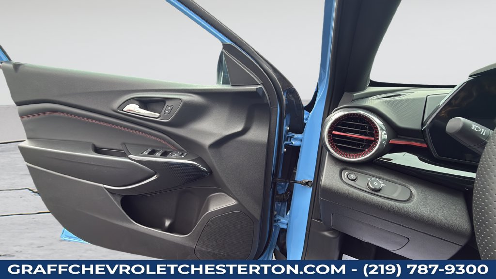 Used 2024 Chevrolet Trax RS w/ Driver Confidence Package FWD image 26