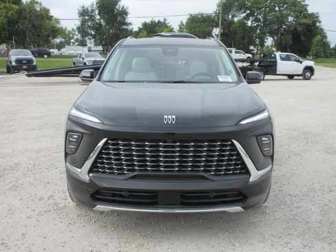 New 2026 Buick Enclave Avenir image 11
