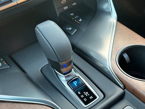 New 2025 Lexus LX 700h Luxury image 18