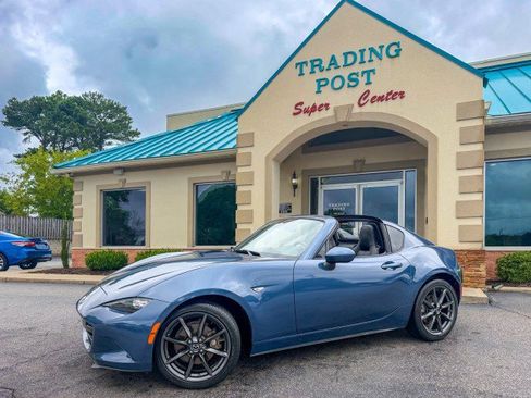 Used 2018 MAZDA MX-5 Miata RF Grand Touring RWD image 19