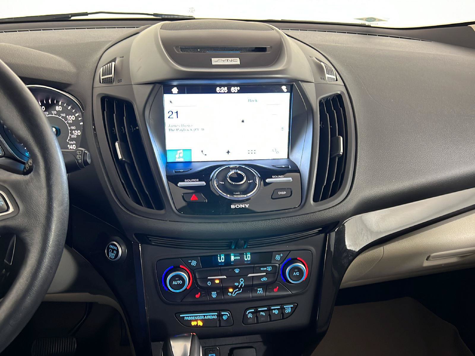 Used 2018 Ford Escape Titanium AWD/4WD image 10
