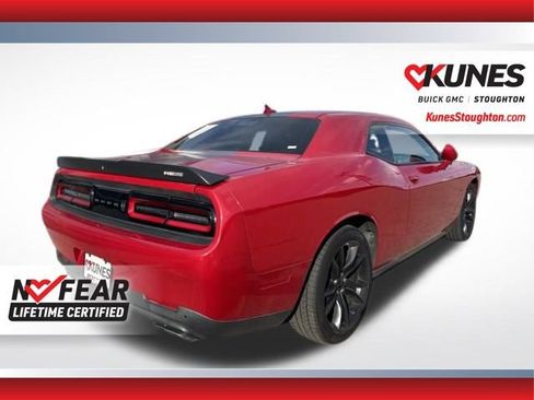 Used 2016 Dodge Challenger R/T Plus RWD image 8