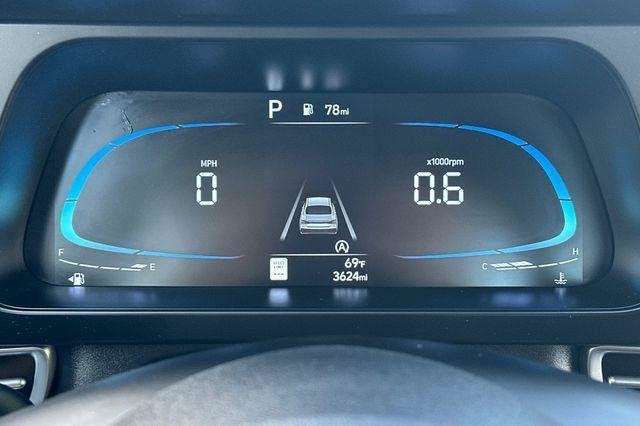 Certified 2026 Hyundai Elantra SE FWD image 23