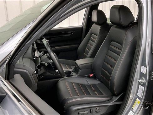 Used 2023 Honda CR-V Sport Touring image 8