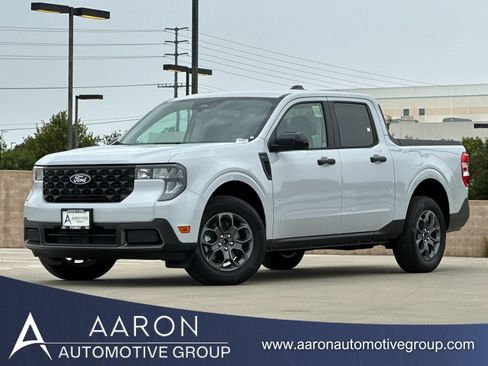 New 2025 Ford Maverick XLT w/ XLT Luxury Package AWD/4WD image 1
