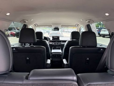 Used 2023 Honda Pilot EX-L image 35