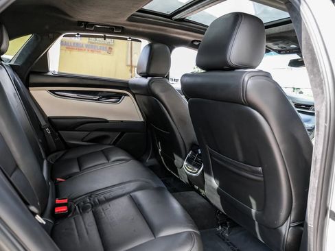 Used 2015 Cadillac XTS Platinum AWD/4WD image 28