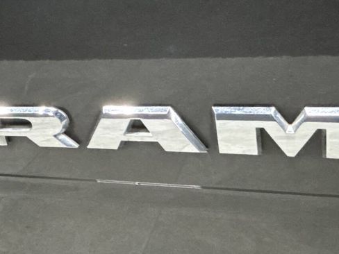 Used 2019 RAM 2500 Big Horn RWD image 8