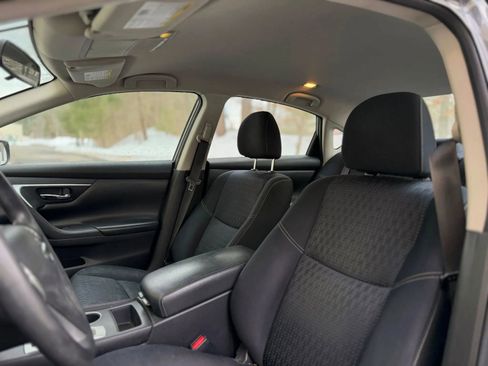 Used 2017 Nissan Altima 2.5 S w/ Power Driver Seat Package FWD image 14
