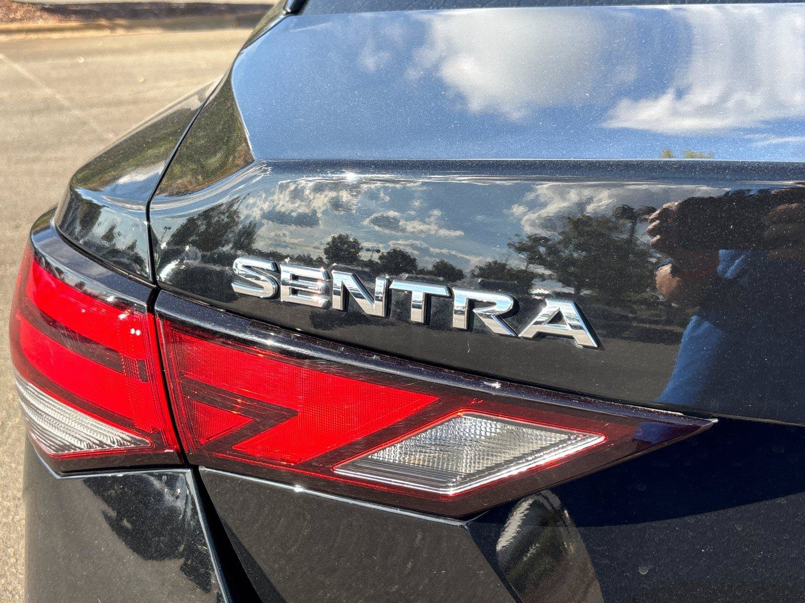 Used 2025 Nissan Sentra S FWD image 11
