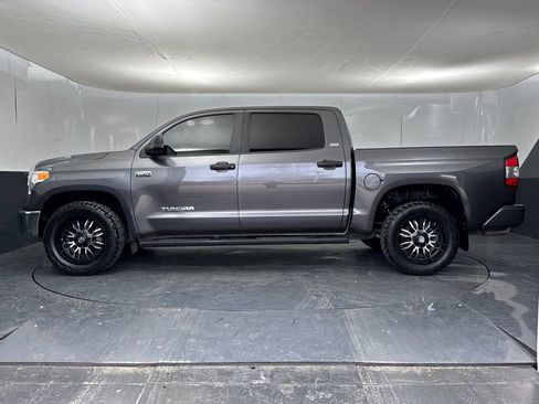Used 2017 Toyota Tundra SR5 w/ SR5 Upgrade Package image 6