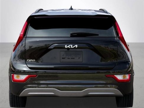 New 2026 Kia Niro Wind w/ Wind Preserve Package image 13
