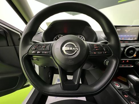 Used 2024 Nissan Sentra S FWD image 19