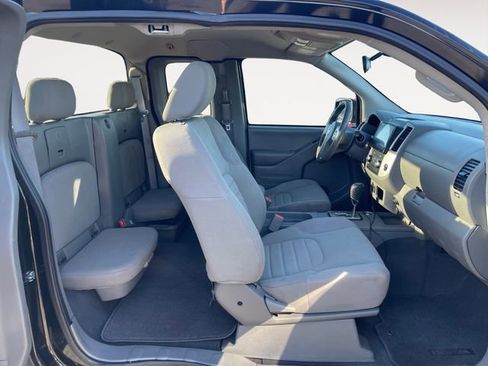 Used 2021 Nissan Frontier S w/ S Utility Package image 19