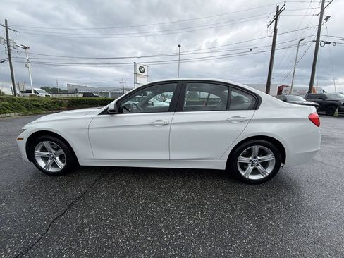 Used 2014 BMW 328i xDrive Sedan AWD/4WD image 11