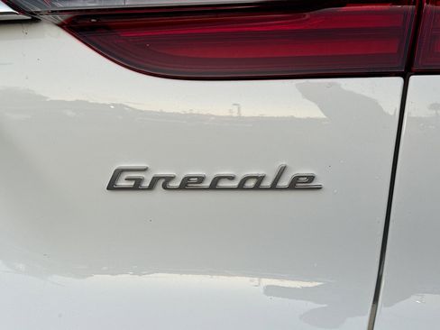 Certified 2024 Maserati Grecale GT image 11