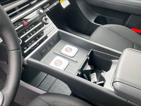 New 2026 Hyundai Santa Fe SE image 8