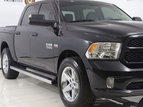 Used 2018 RAM 1500 Express AWD/4WD image 31