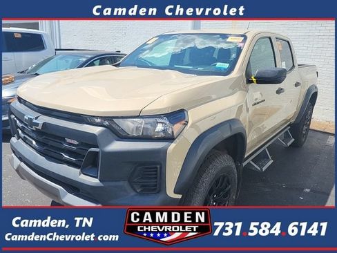 Used 2023 Chevrolet Colorado Trail Boss w/ Advanced Trailering Package AWD/4WD image 1