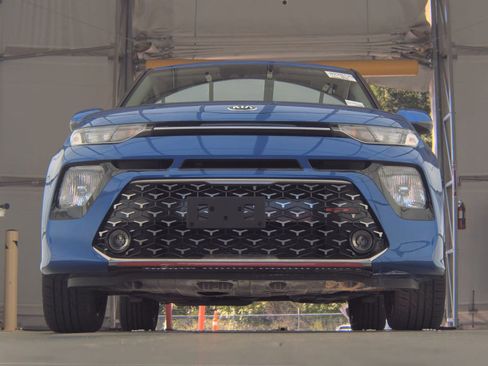 Used 2020 Kia Soul GT-Line w/ GT 2.0L Power Sunroof Package FWD image 4
