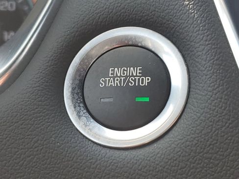 Used 2023 Chevrolet Traverse RS w/ LPO, Floor Liner Package image 22