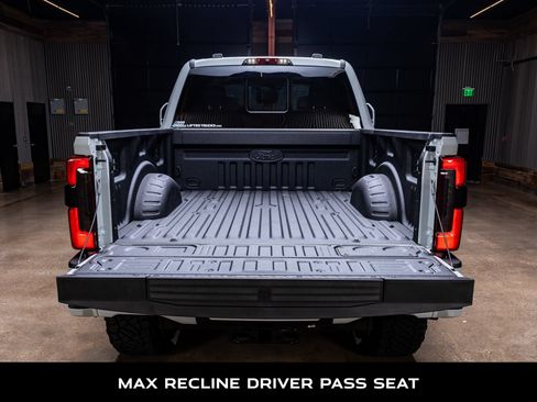 Used 2026 Ford F250 Platinum w/ Platinum Plus Package AWD/4WD image 9