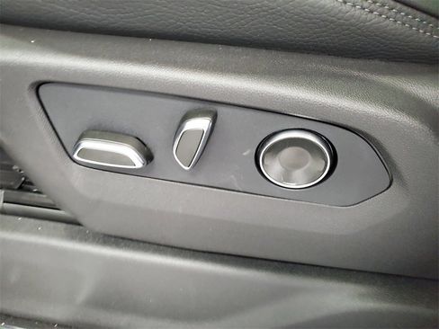 New 2026 GMC Sierra 3500 Denali w/ Denali Reserve Package image 8