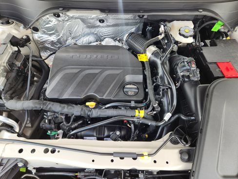 New 2026 Chevrolet Trax RS w/ Driver Confidence Package FWD image 25