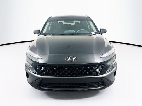 Used 2023 Hyundai Kona SE w/ Cargo Package image 2