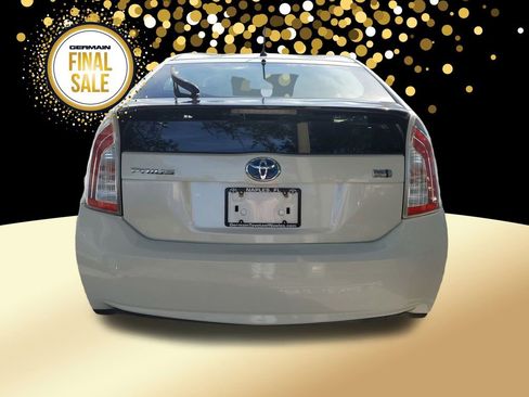 Used 2014 Toyota Prius Two image 7