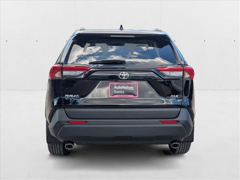 New 2025 Toyota RAV4 XLE image 7